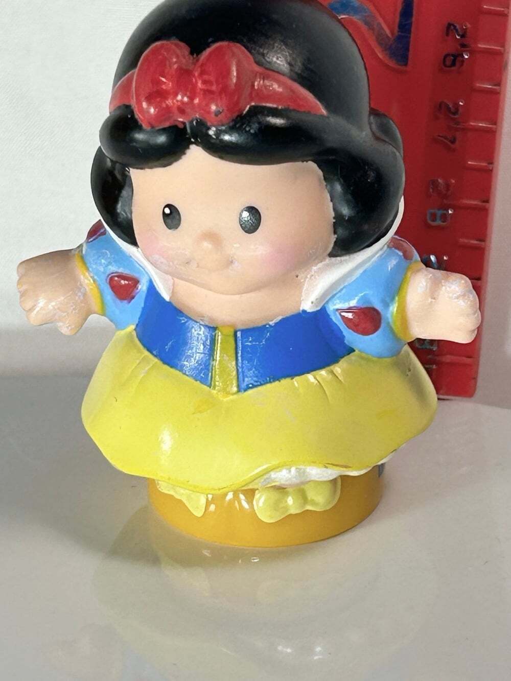 Snow White Fisher Price Little People Walt Disney's Seven Dwarves 2012 Princess